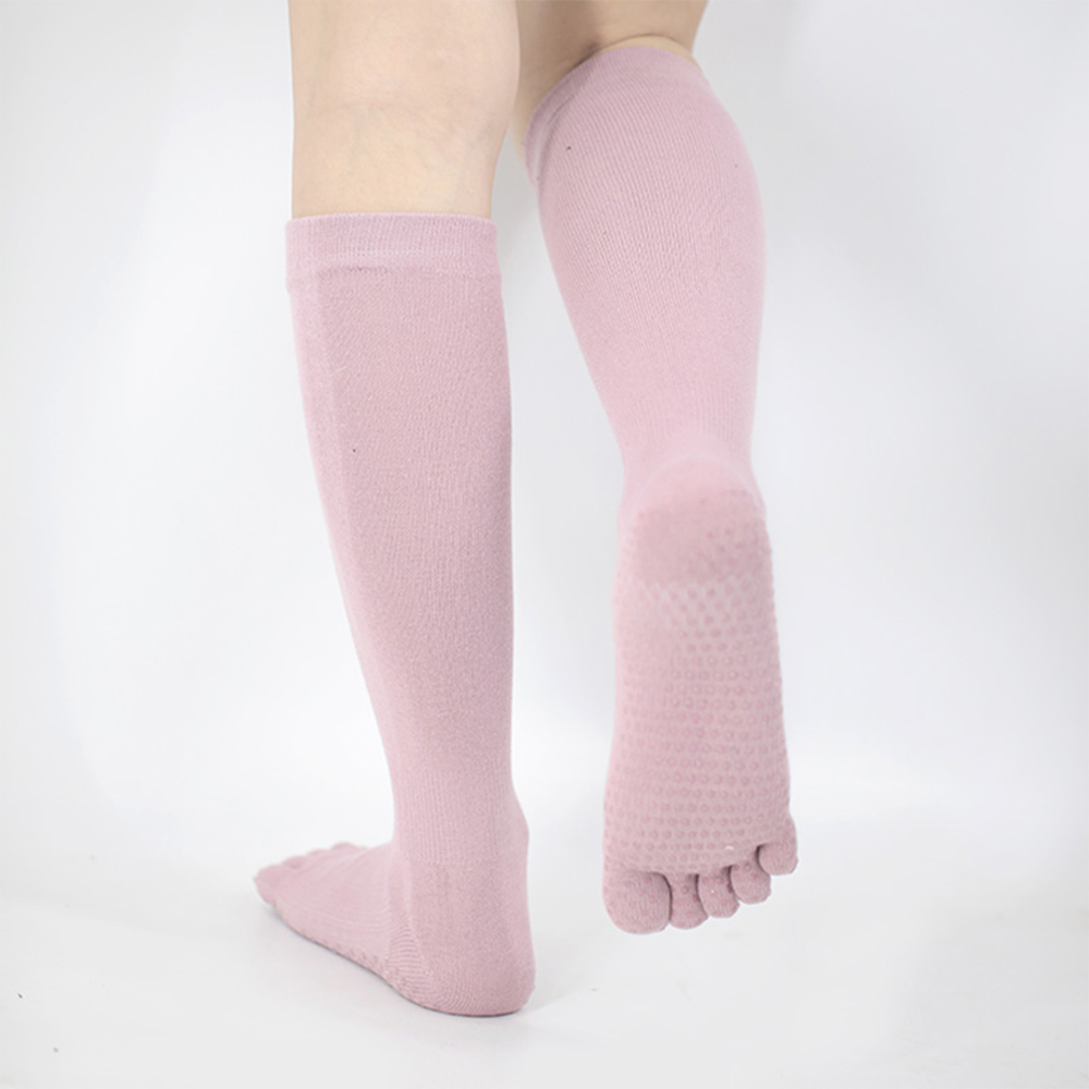 Einfarbige Yoga-Socken mit mittlerem Schlauch