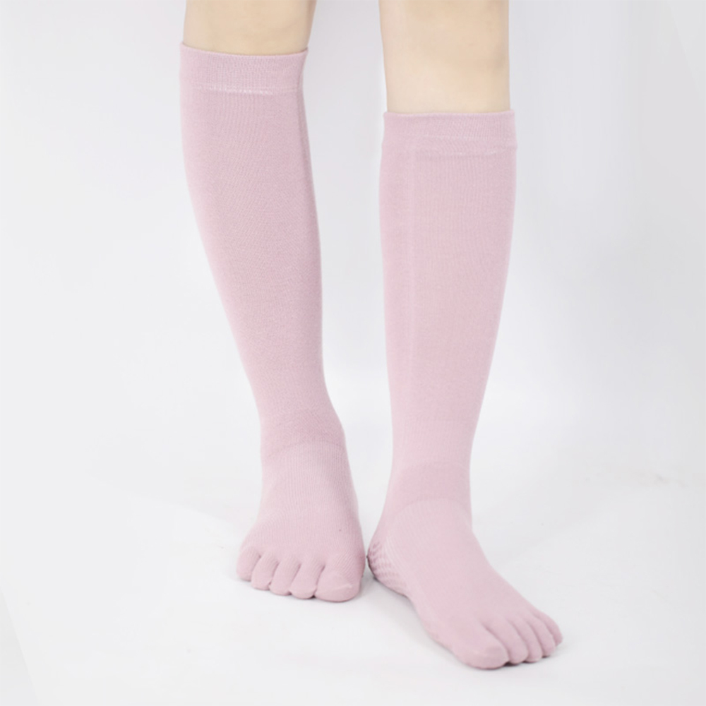 Einfarbige Yoga-Socken mit mittlerem Schlauch